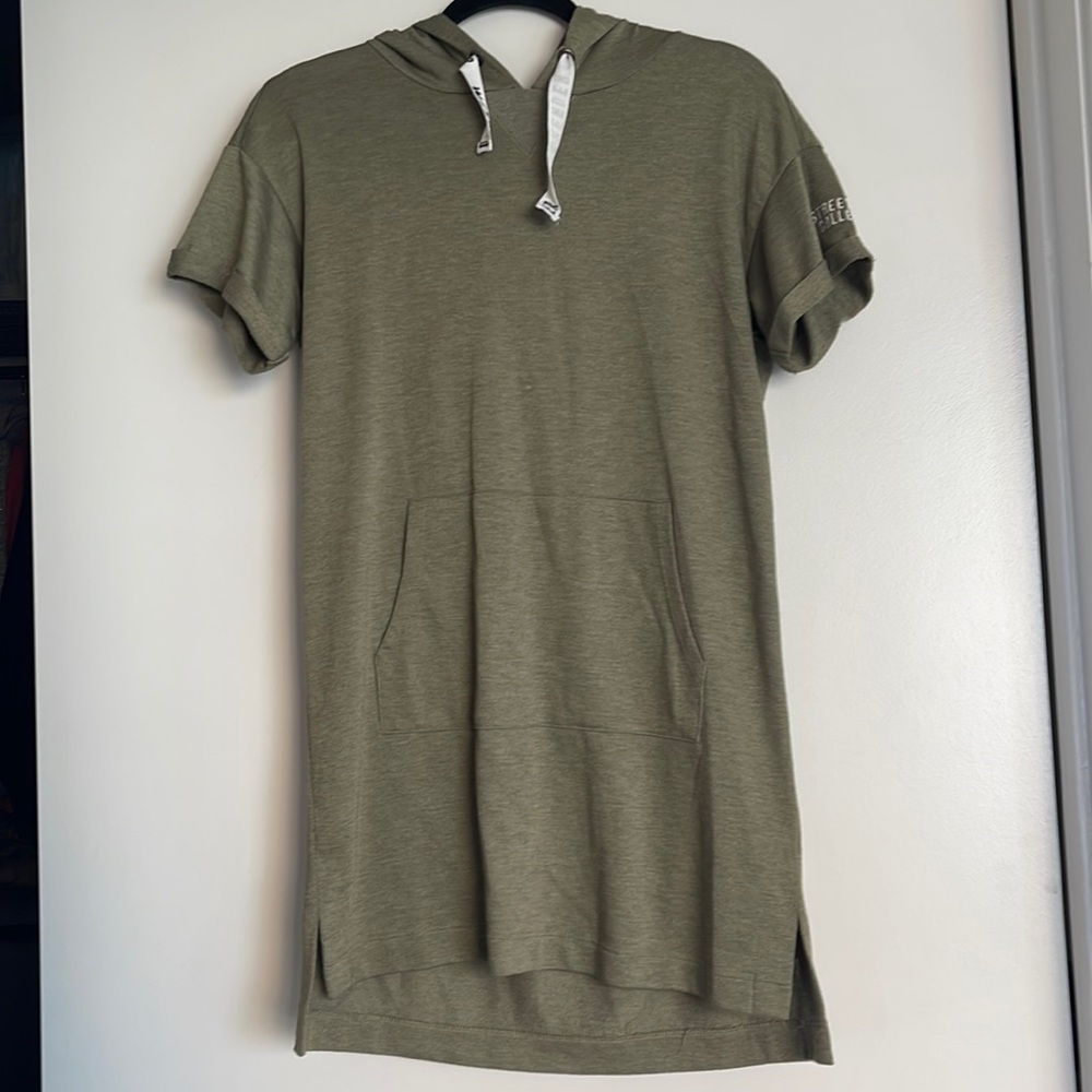 Bershka short sleeve sweater dress